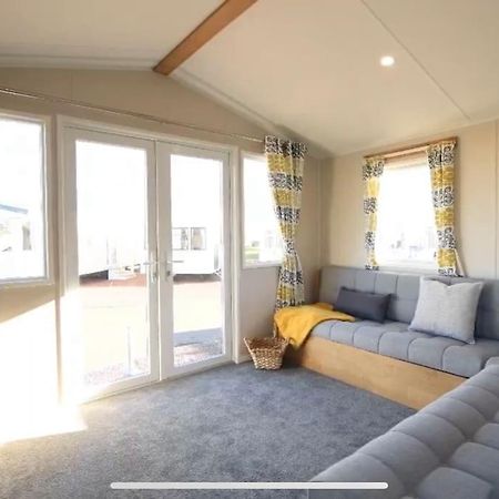 Vila Perfect Family Getaway, With Lots Of Facilities! Scratby Exteriér fotografie