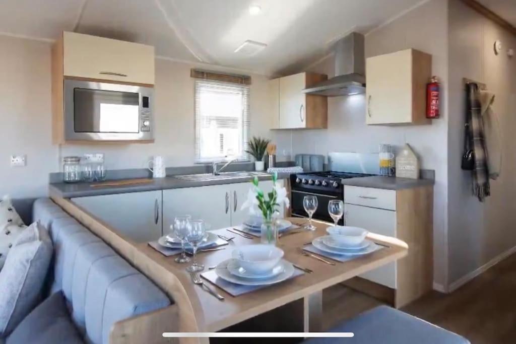 Vila Perfect Family Getaway, With Lots Of Facilities! Scratby Exteriér fotografie