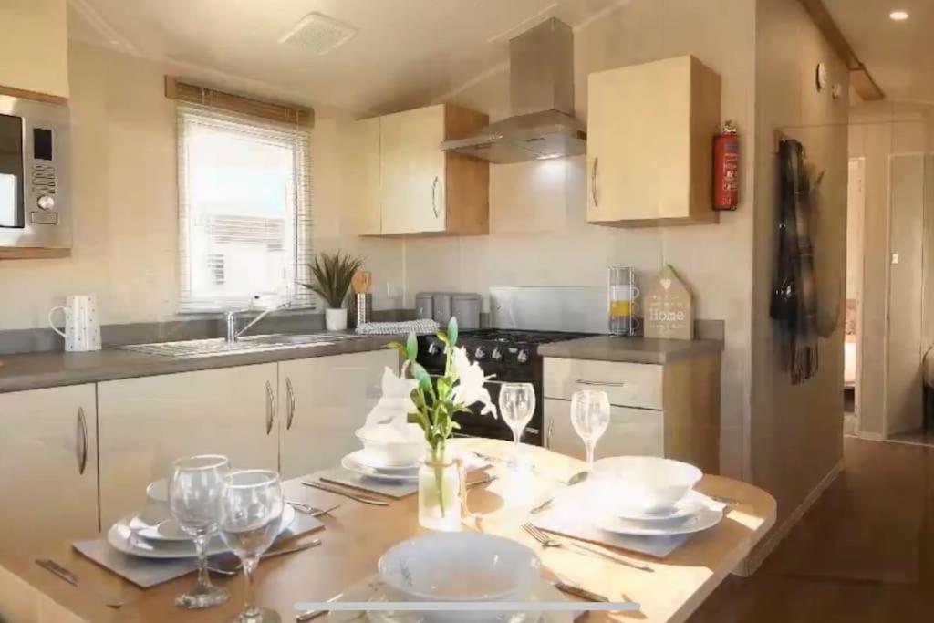 Vila Perfect Family Getaway, With Lots Of Facilities! Scratby Exteriér fotografie