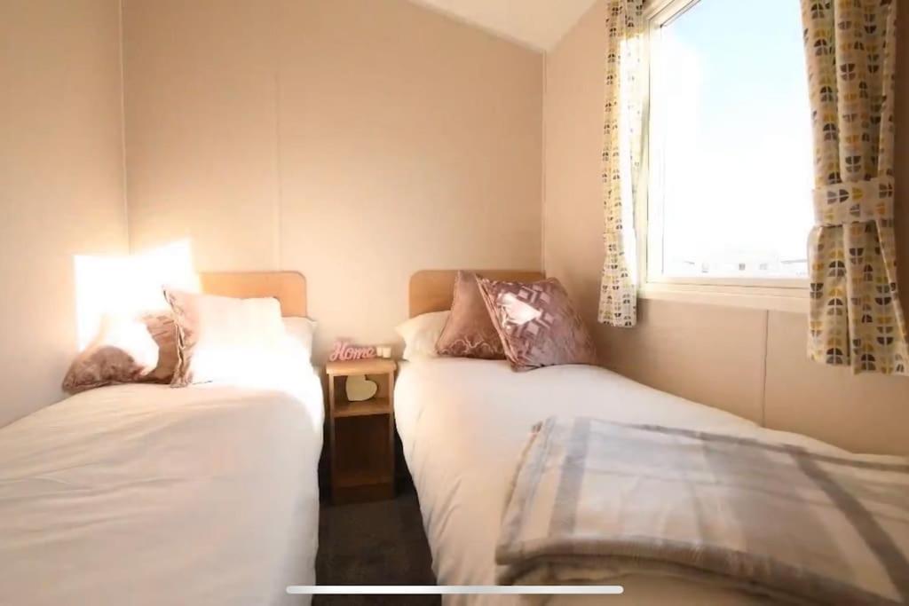 Vila Perfect Family Getaway, With Lots Of Facilities! Scratby Exteriér fotografie